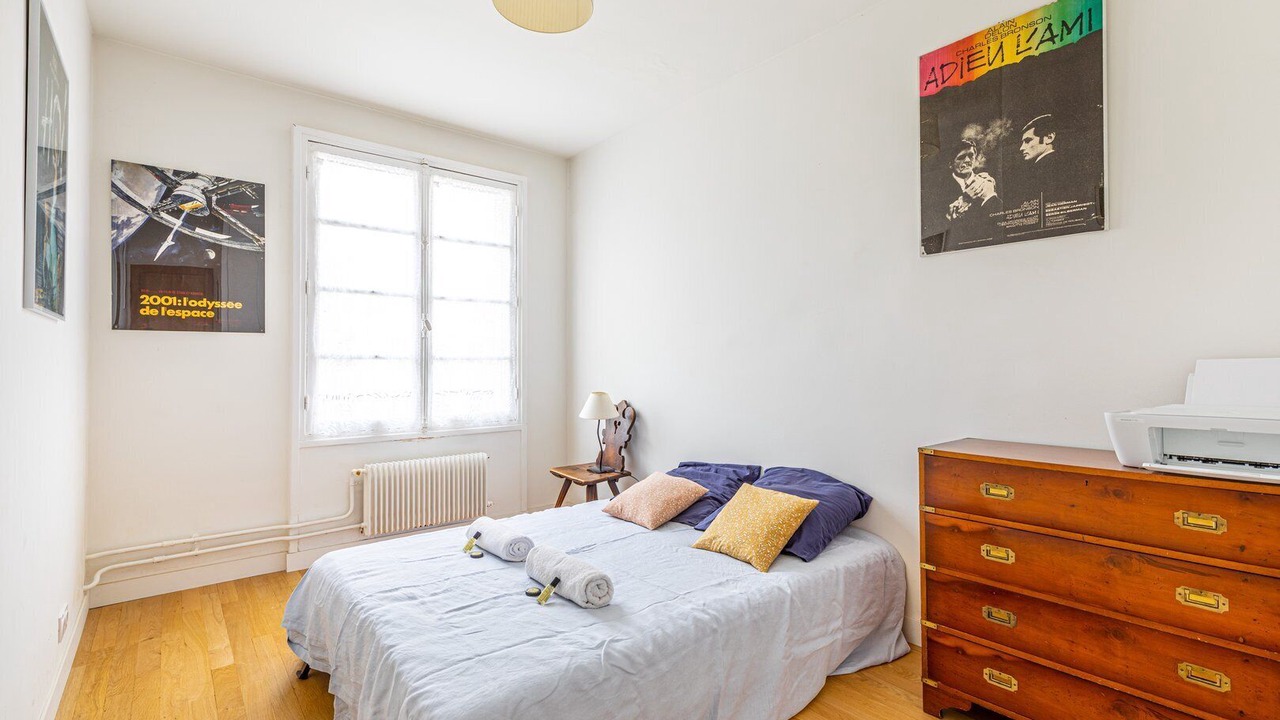 Photo of Bedroom in Saint-Lambert