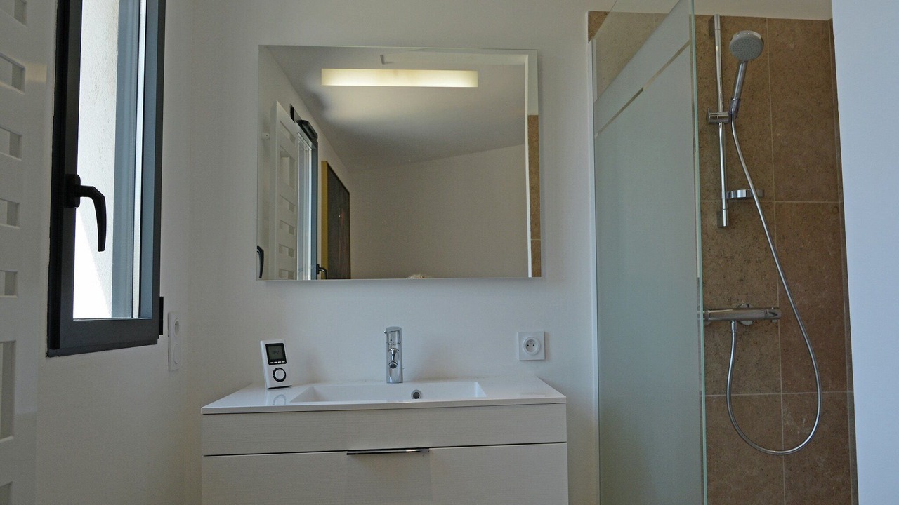 Photo of Bathroom in Malaucene