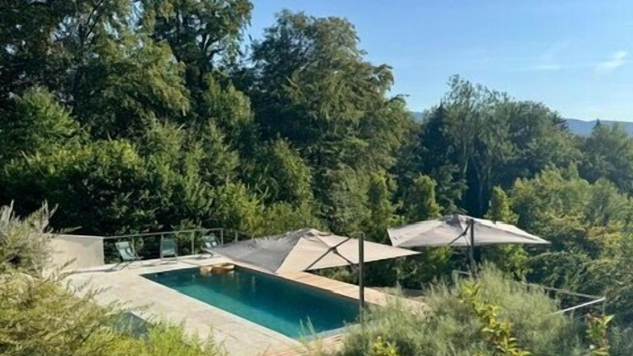 Photo of Outdoor in Bluffy
