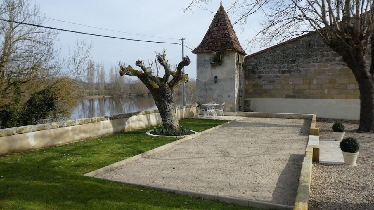 Photo of Outdoor in Mouliets et Villemartin