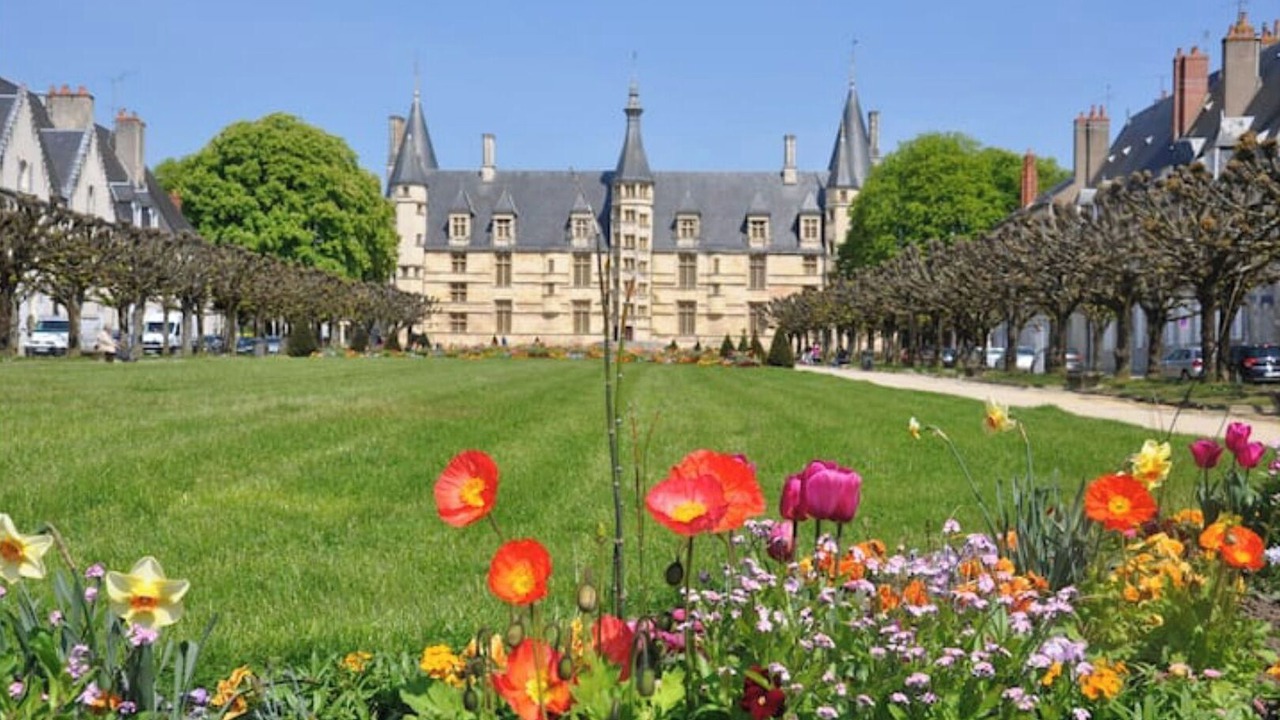 Photo of Outdoor in Nevers