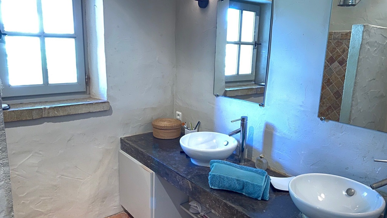 Photo of Bathroom in Gordes