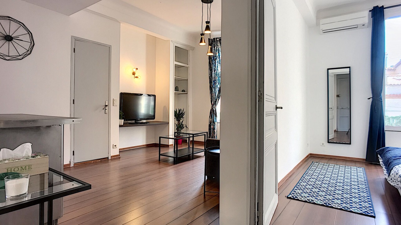 Photo of Livingroom in Antibes Old Town