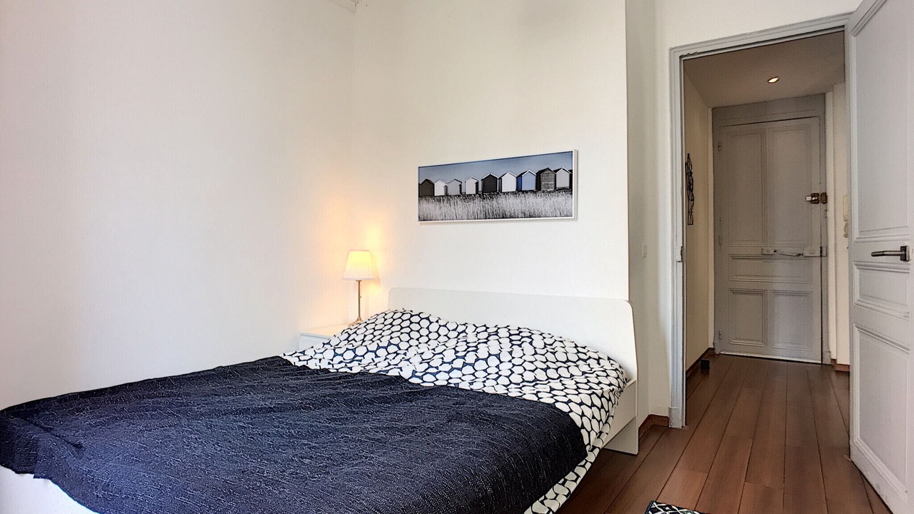 Photo of Bedroom in Antibes Old Town