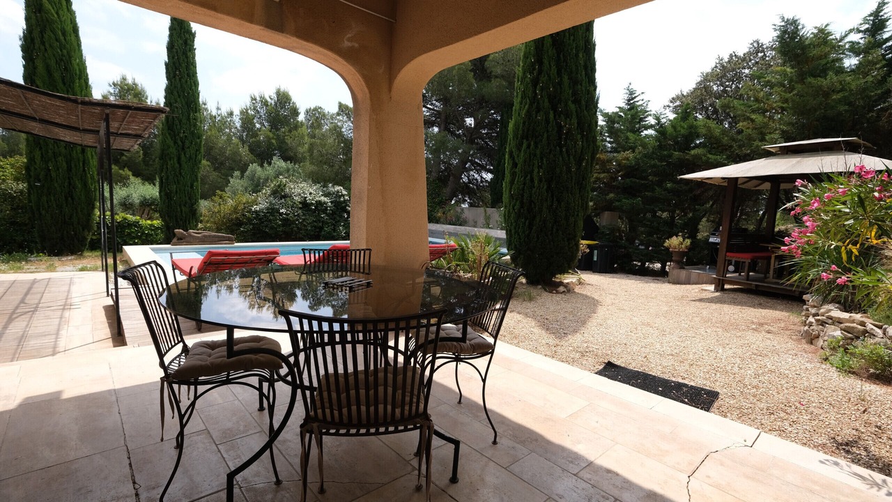Photo of Outdoor in Aureille