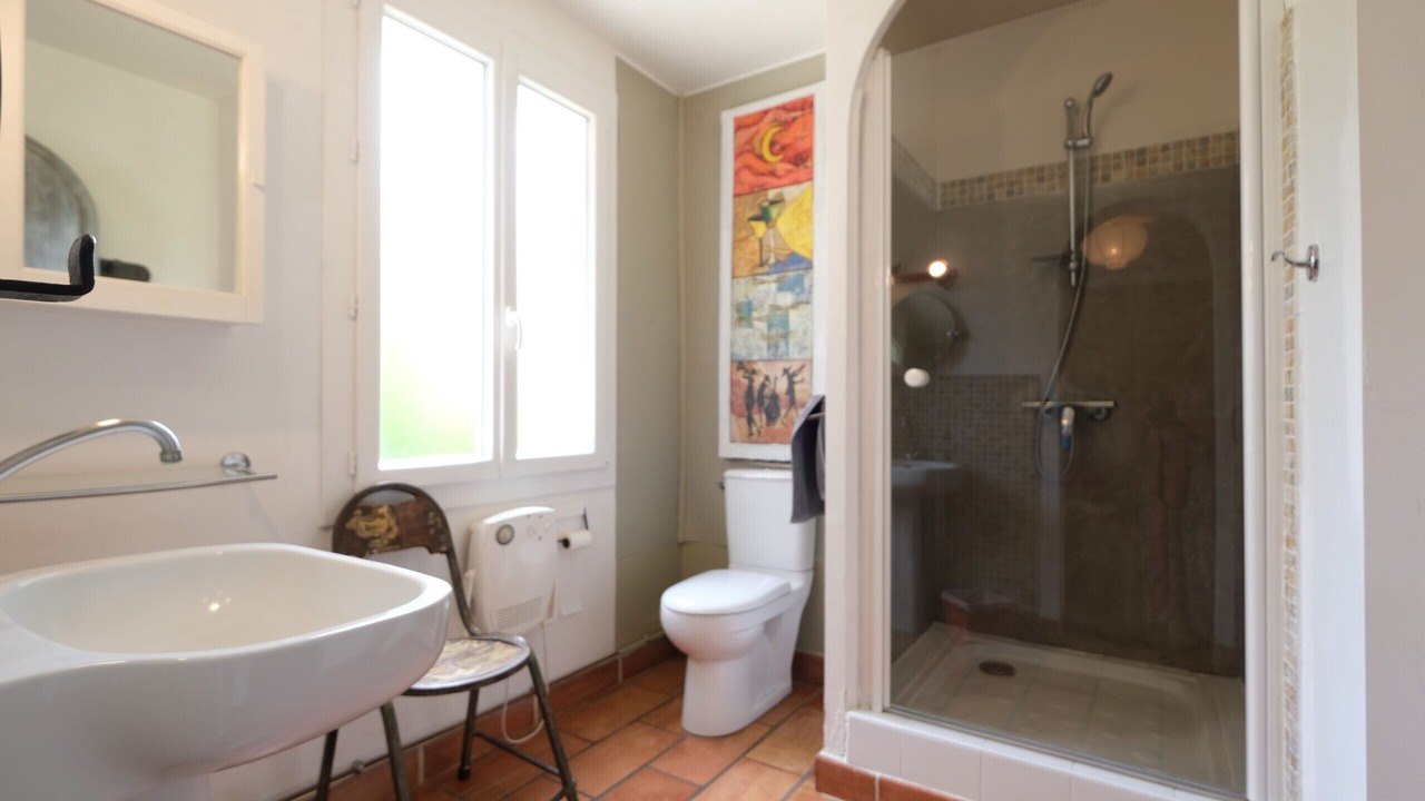 Photo of Bathroom in Aureille