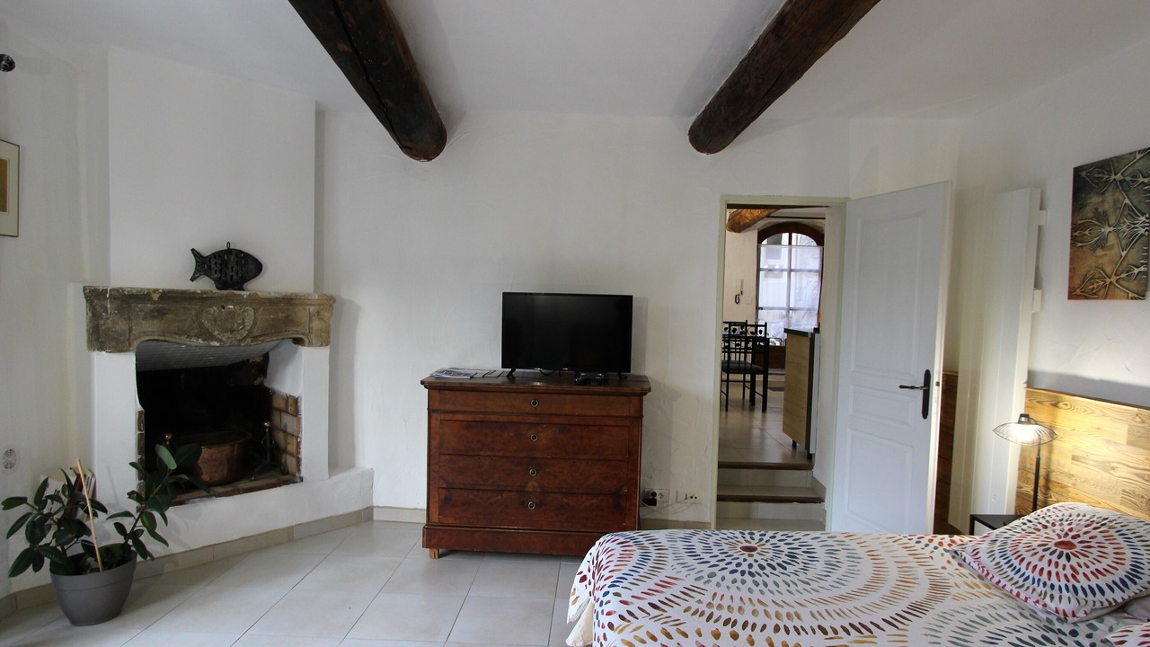Photo of Bedroom in Cabrieres-d'Avignon