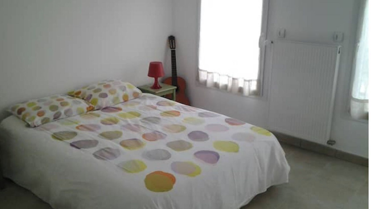 Photo of Bedroom in Saint-Cannat