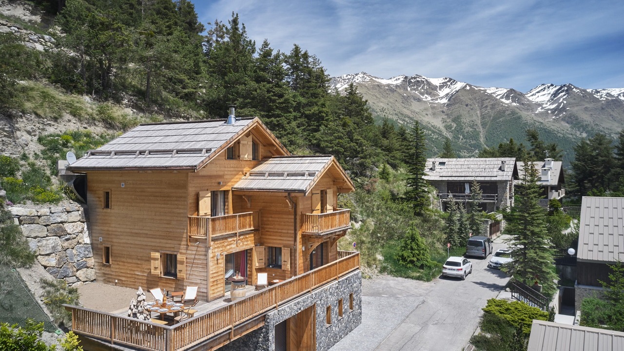 Photo of Outdoor in Saint-Etienne-de-Tinee