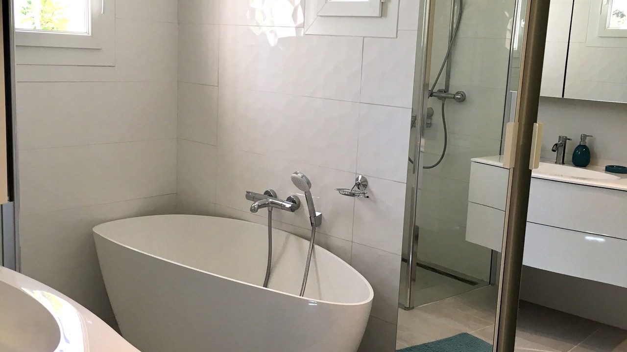 Photo of Bathroom in Fuveau