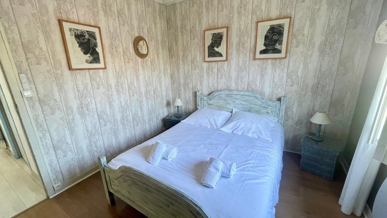 Photo of Bedroom in Gujan-Mestras