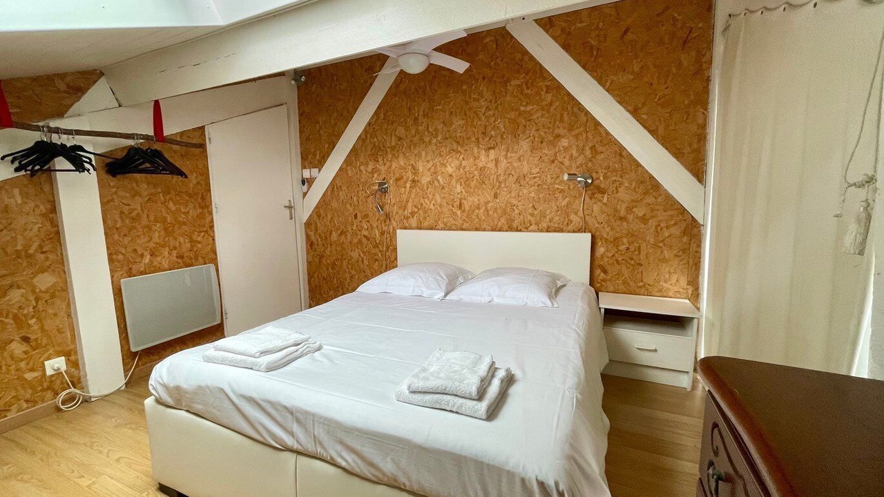 Photo of Bedroom in Gujan-Mestras
