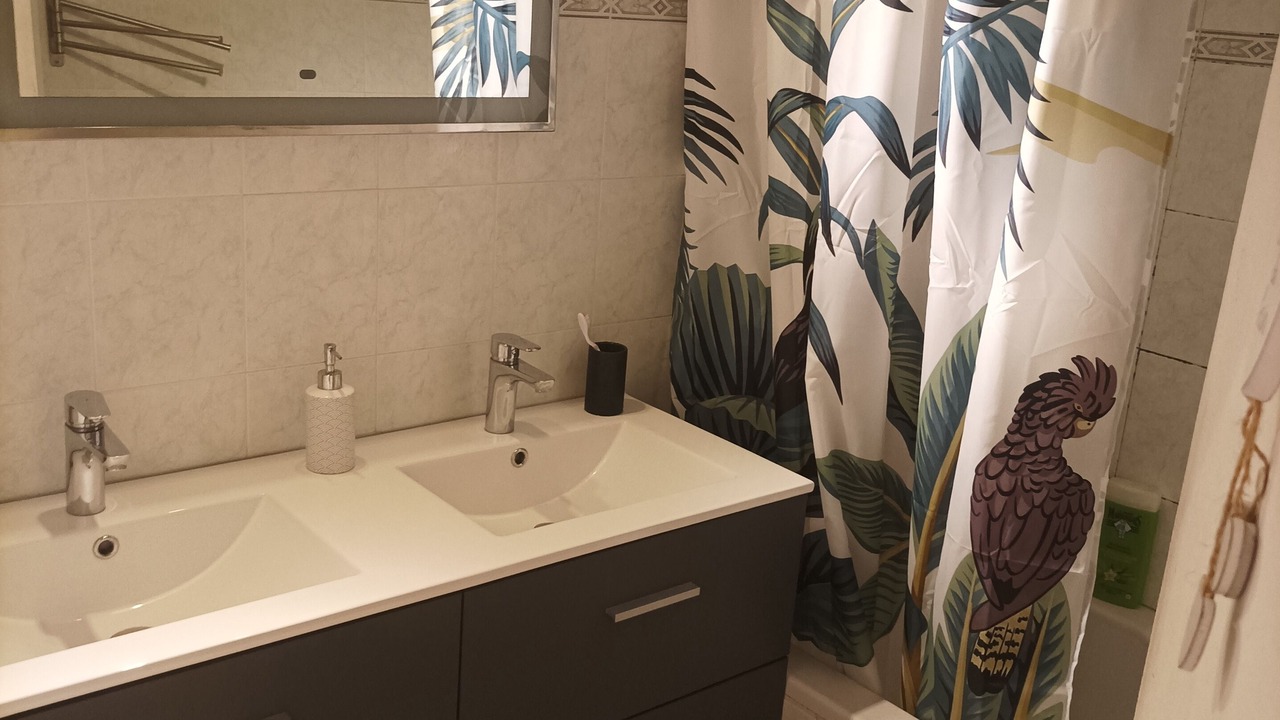 Photo of Bathroom in Aureille