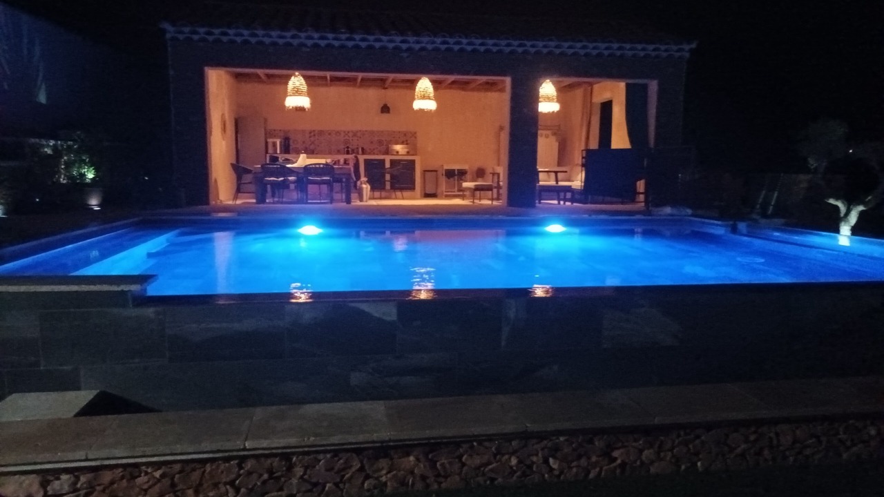 Photo of Outdoor in Aureille