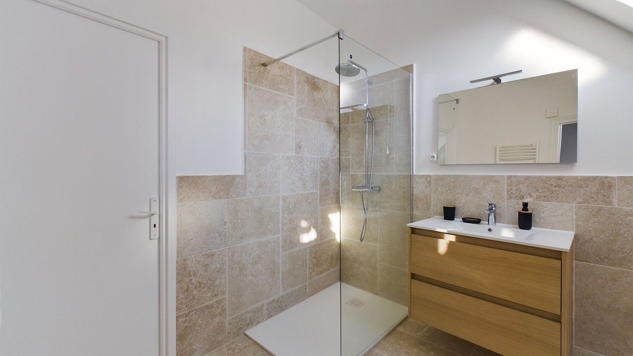 Photo of Bathroom in Nevers