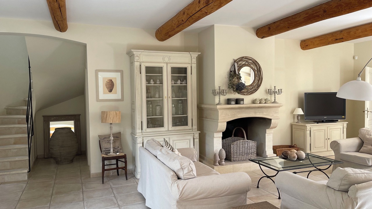 Photo of Livingroom in Cabrieres-d'Avignon