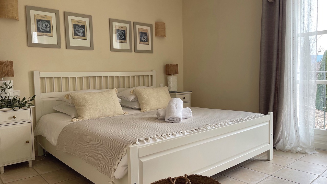 Photo of Bedroom in Cabrieres-d'Avignon
