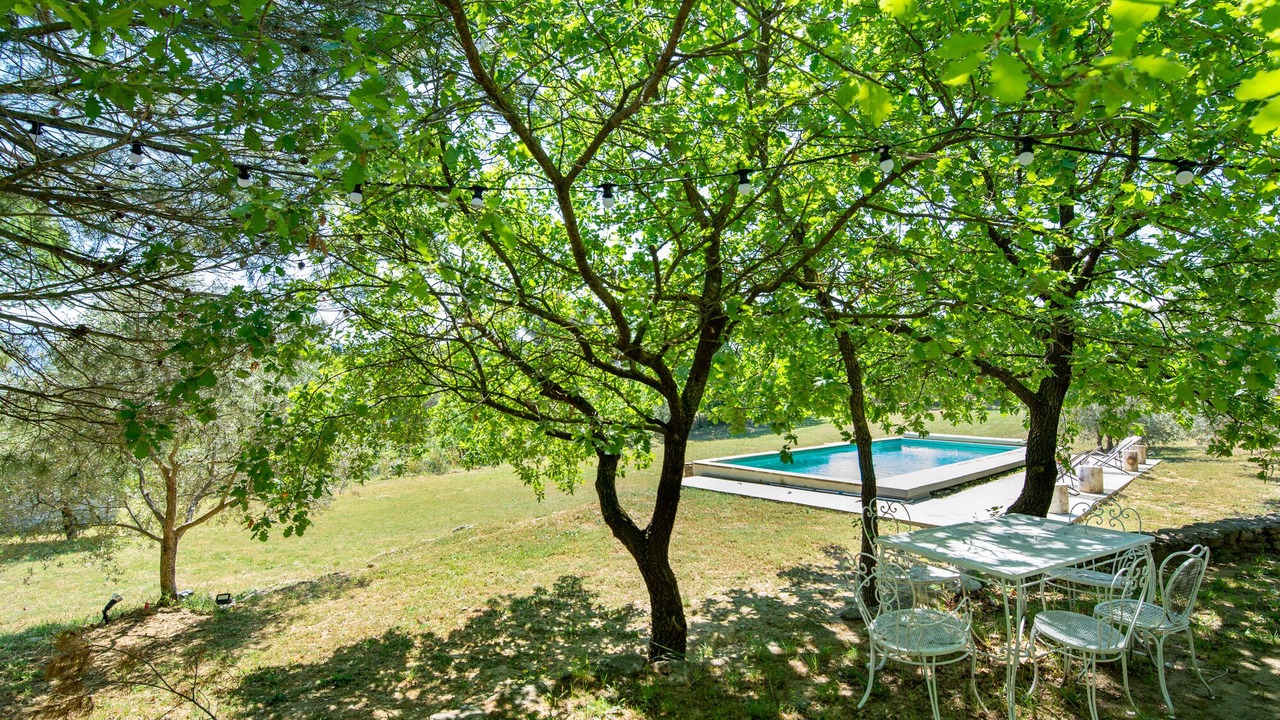 Photo of Outdoor in Cabrieres-d'Avignon