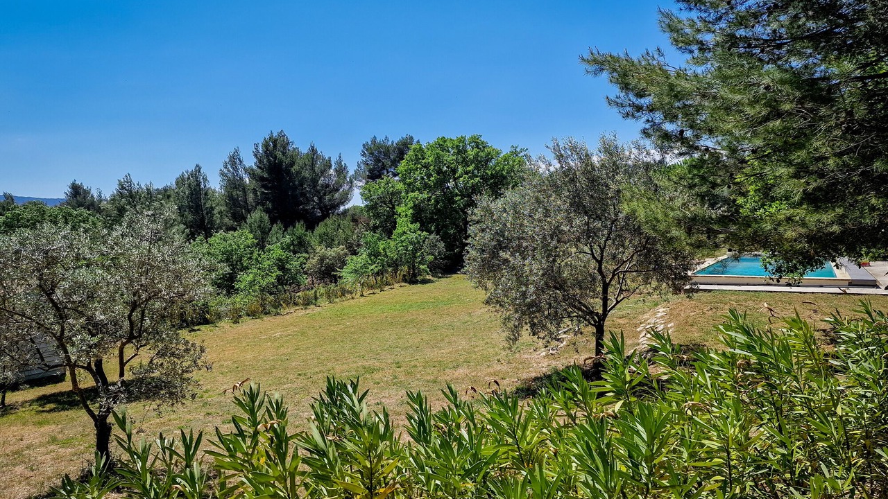 Photo of Outdoor in Cabrieres-d'Avignon