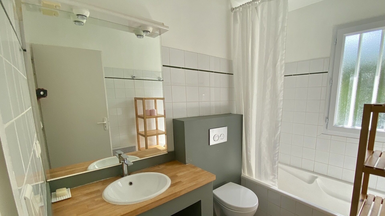Photo of Bathroom in Le Canon