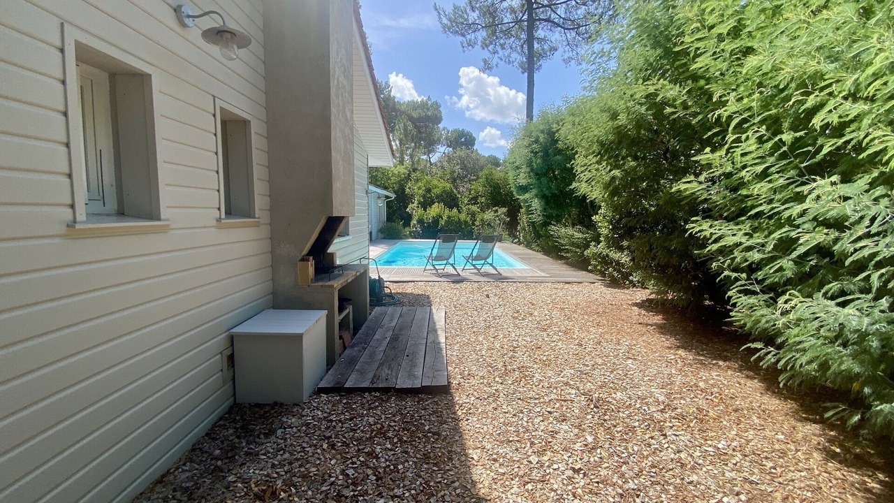 Photo of Patio Balcony in Le Canon