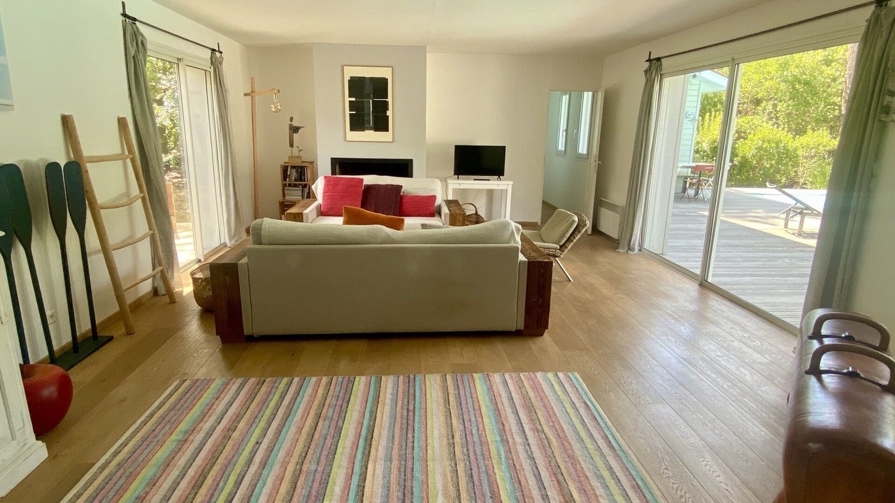 Photo of Livingroom in Le Canon