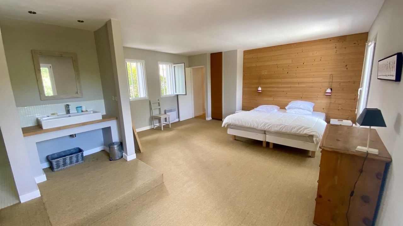 Photo of Bedroom in Le Canon