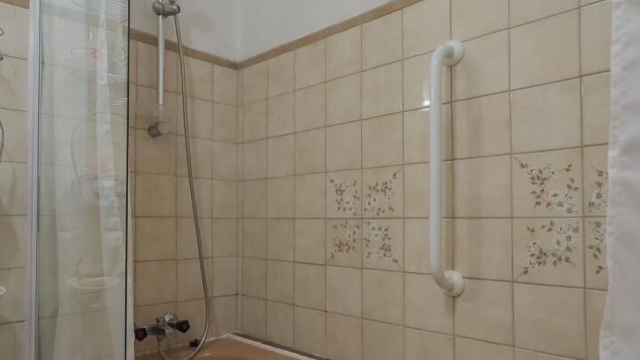 Photo of Bathroom in Montcel