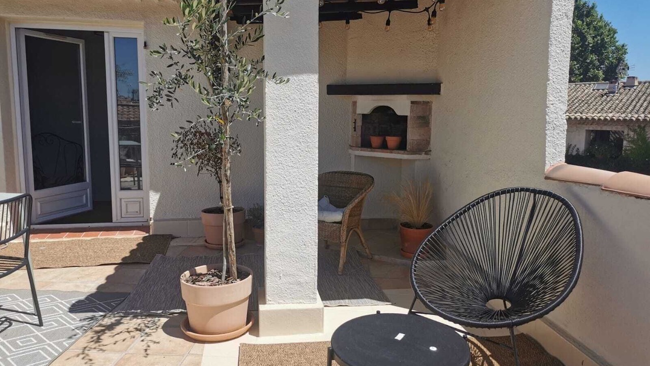 Photo of Patio Balcony in Saint-Cannat