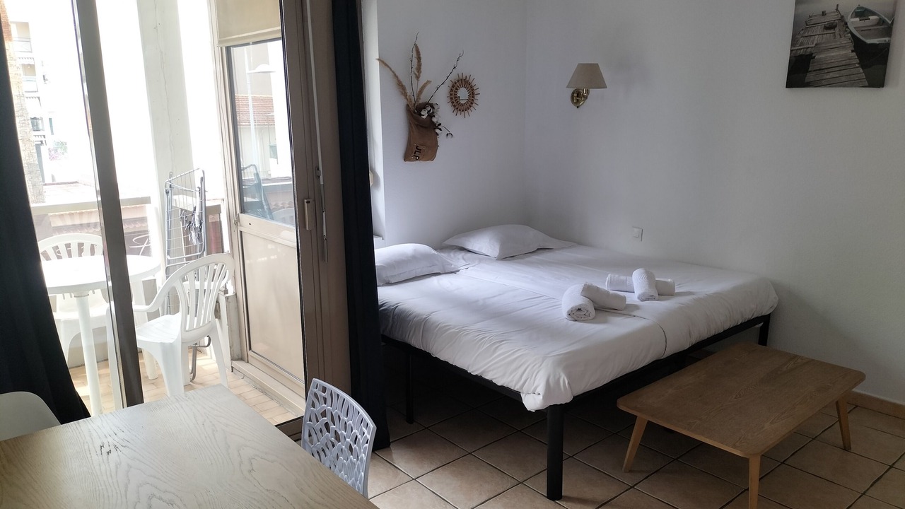 Photo of Bedroom in Juan-les-Pins