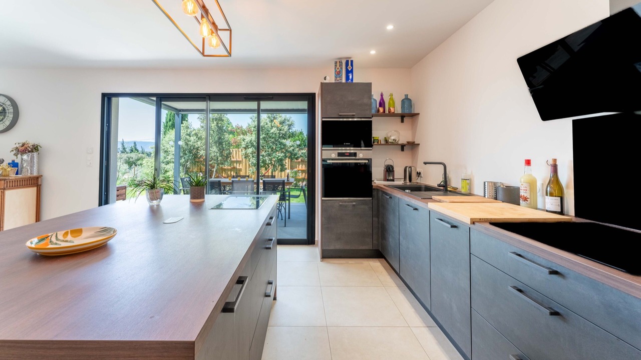 Photo of Kitchen in Cabrieres-d'Avignon