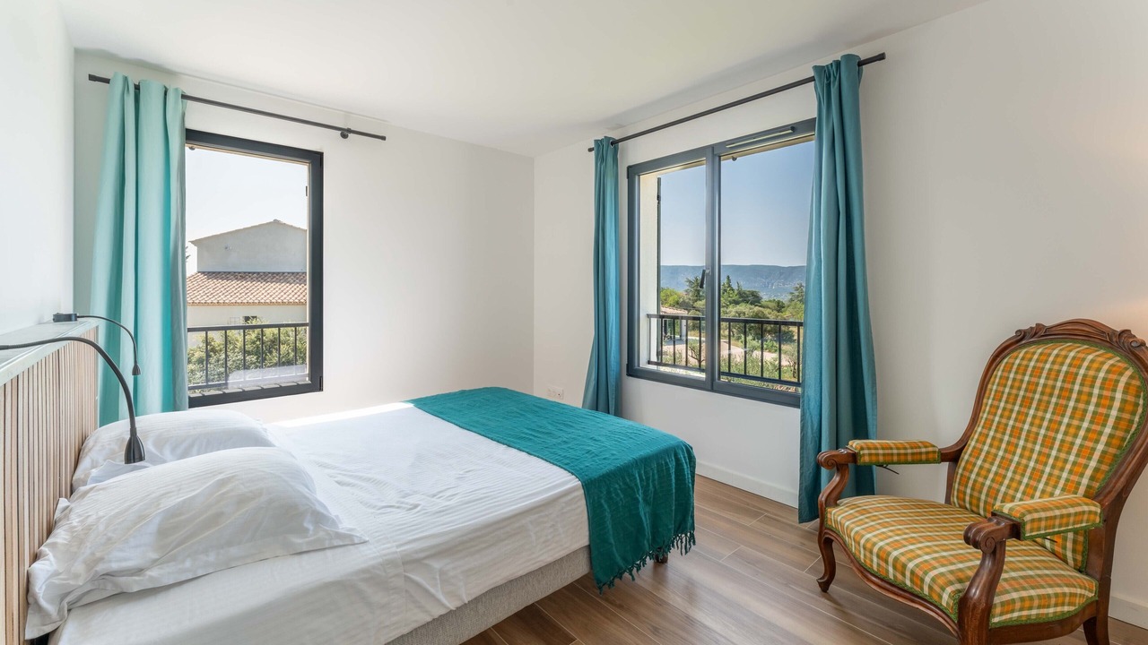 Photo of Bedroom in Cabrieres-d'Avignon