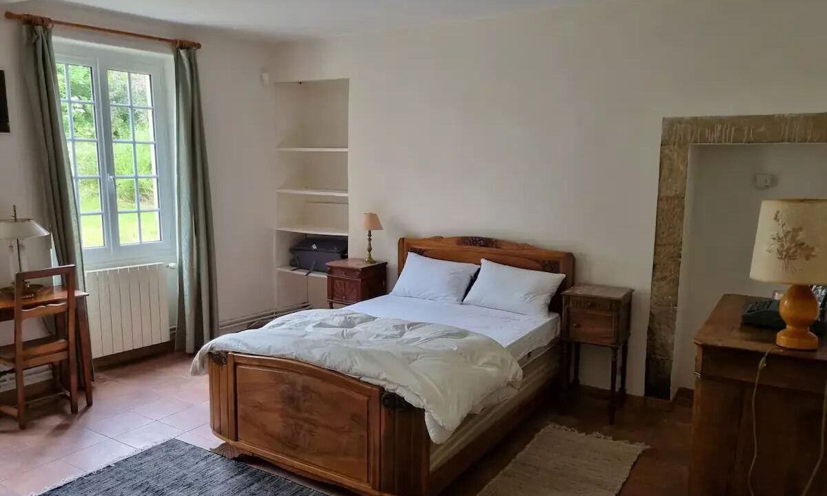 Photo of Bedroom in Dompierre-sur-Nievre