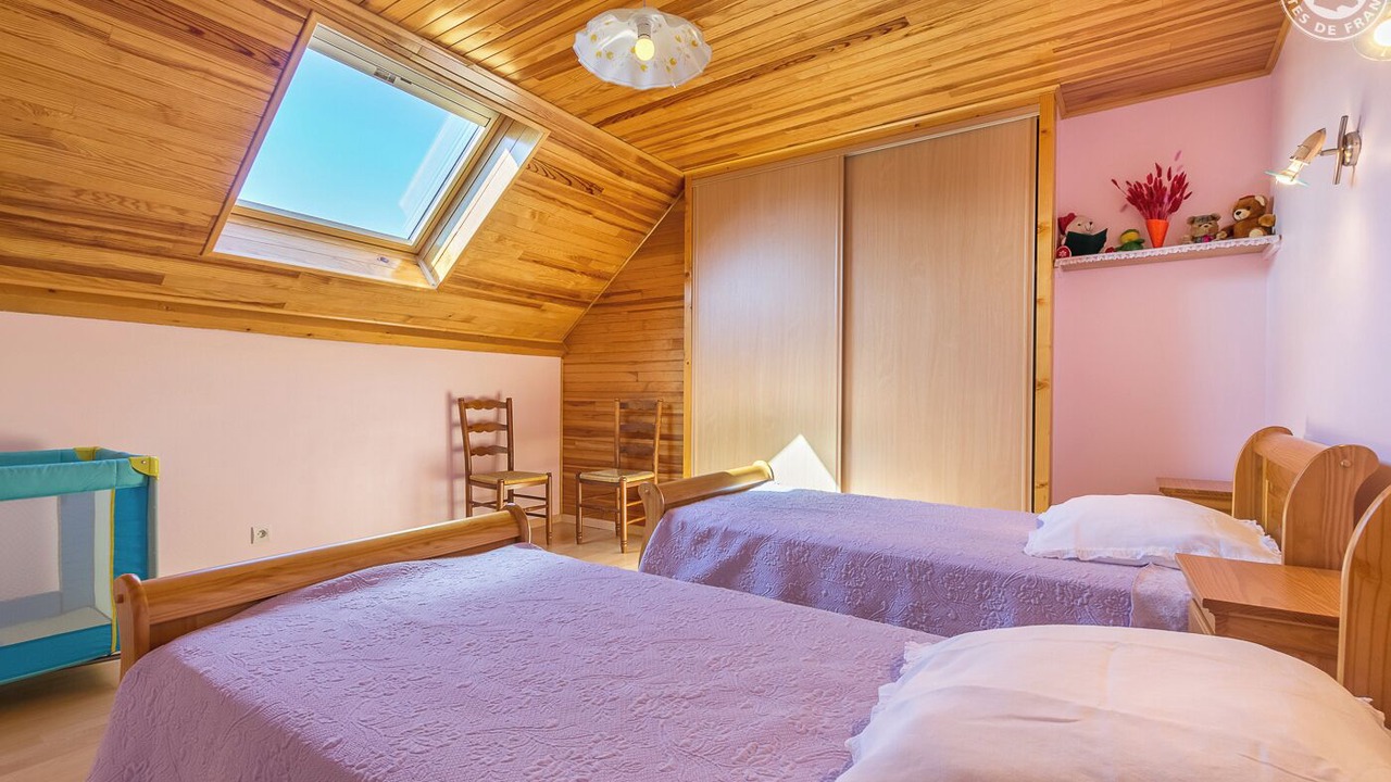 Photo of Bedroom in Albiez-le-Vieux
