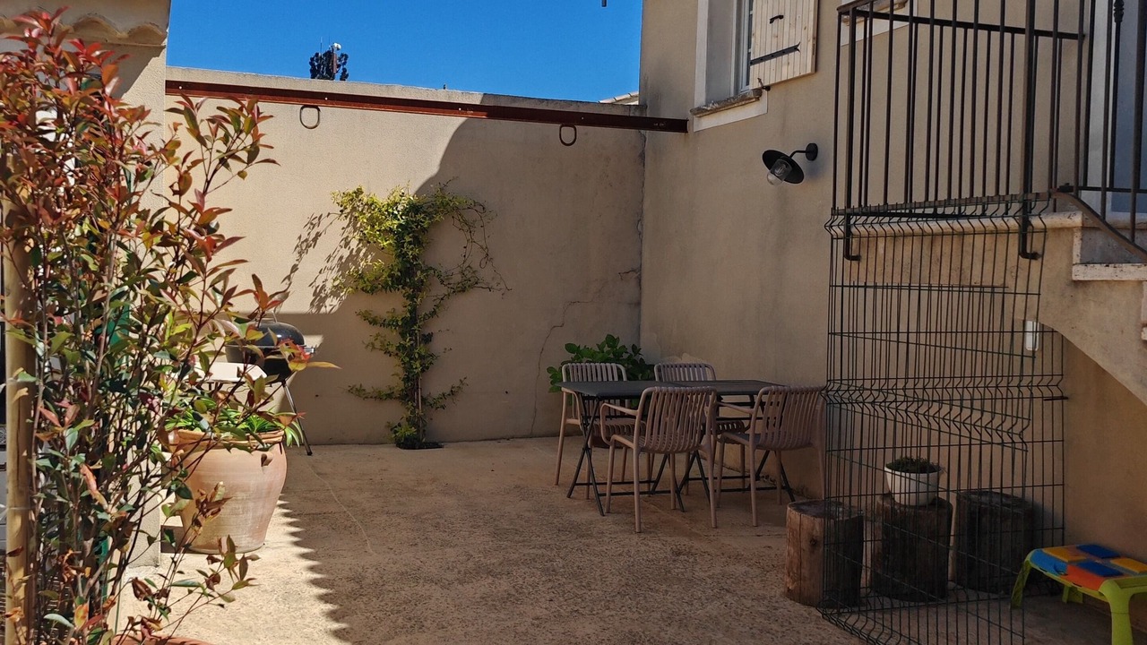Photo of Outdoor in Aureille
