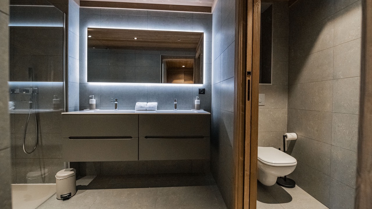 Photo of Bathroom in Saint-Etienne-de-Tinee