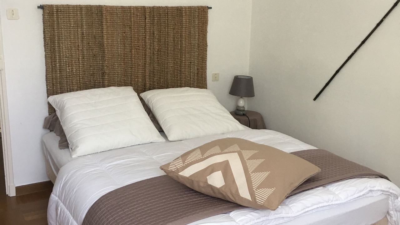 Photo of Bedroom in Eyragues
