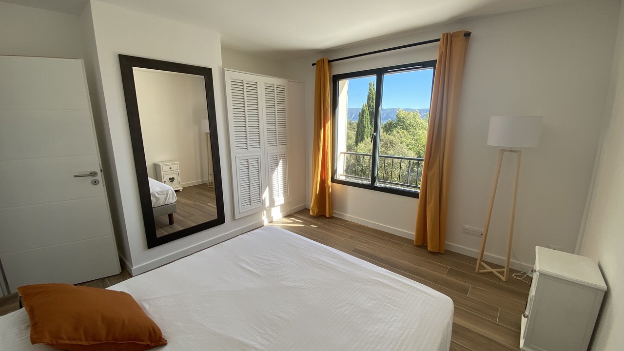Photo of Bedroom in Cabrieres-d'Avignon