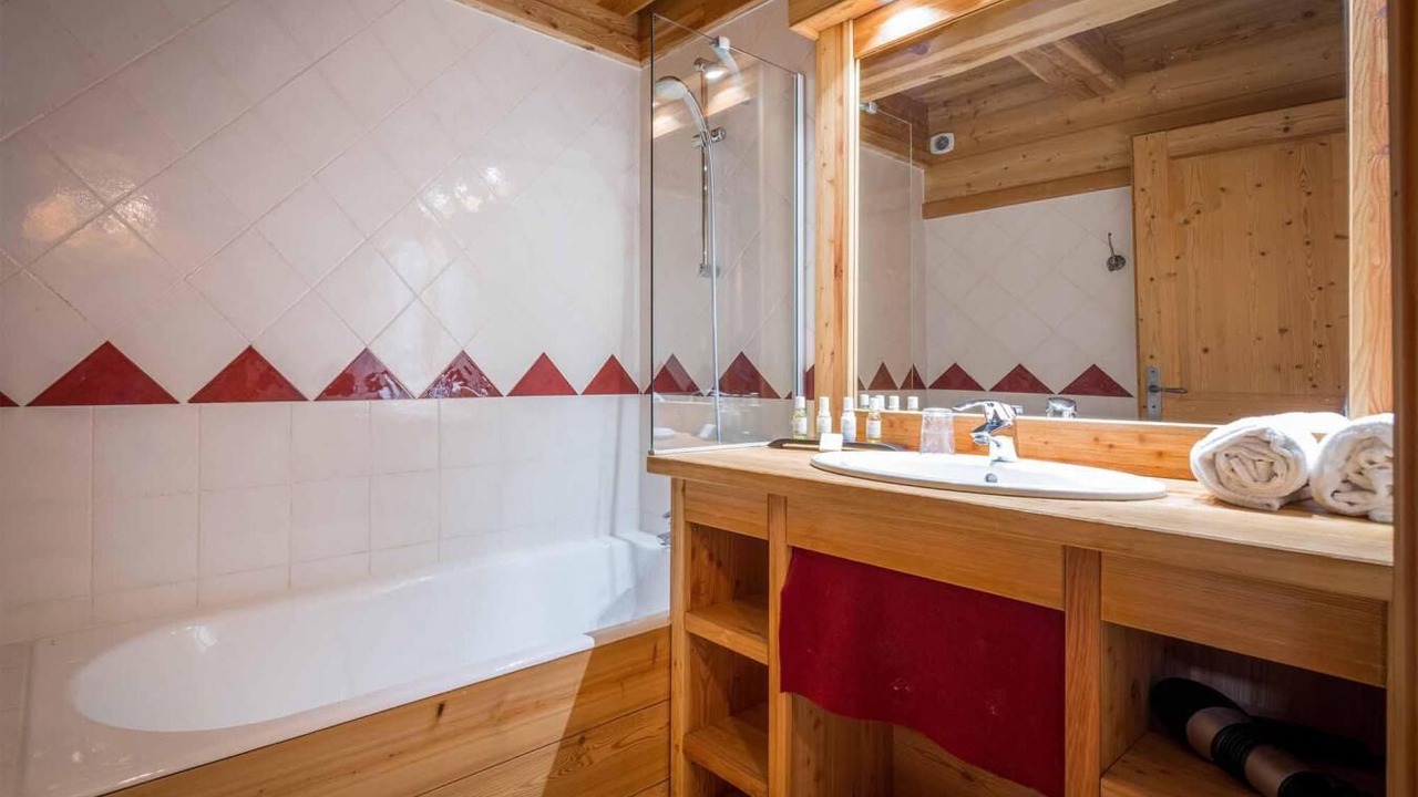 Photo of Bathroom in Cognet