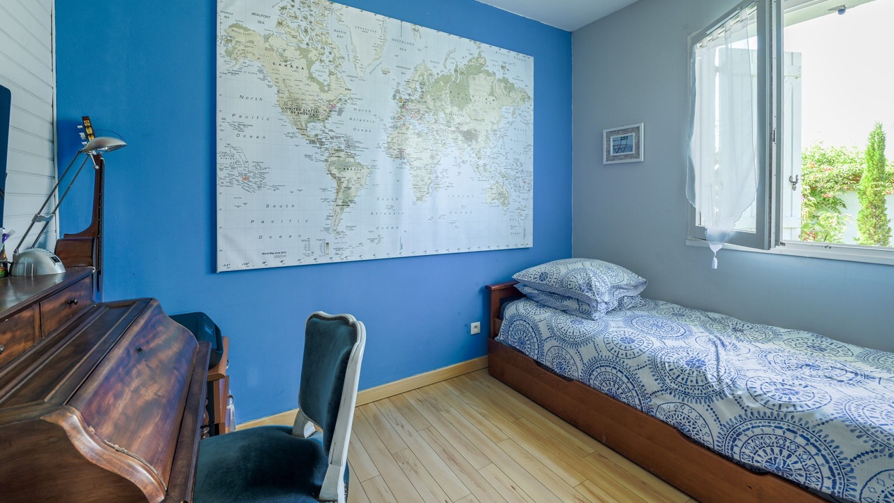 Photo of Bedroom in Gujan-Mestras