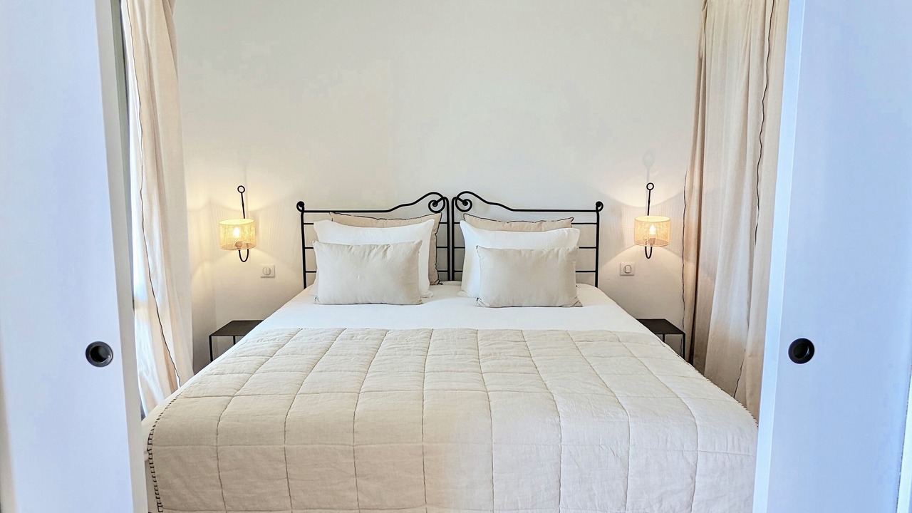 Photo of Bedroom in Saumane-de-Vaucluse