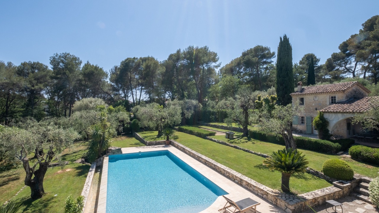 Photo of Outdoor in Roquefort-les-Pins