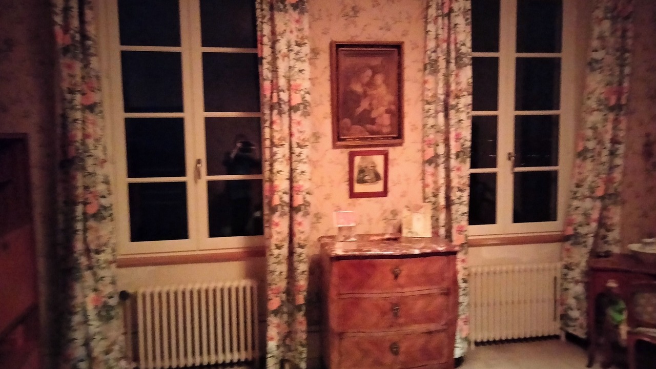 Photo of Others in Busset