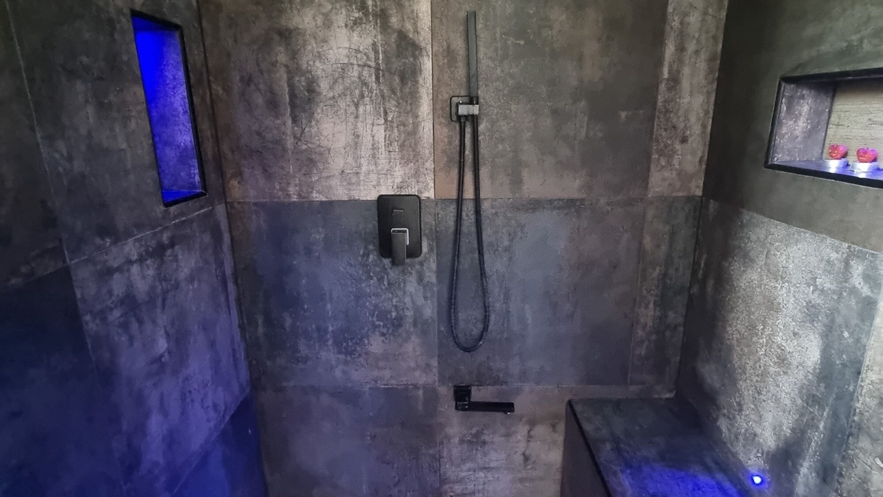 Photo of Bathroom in Maubec