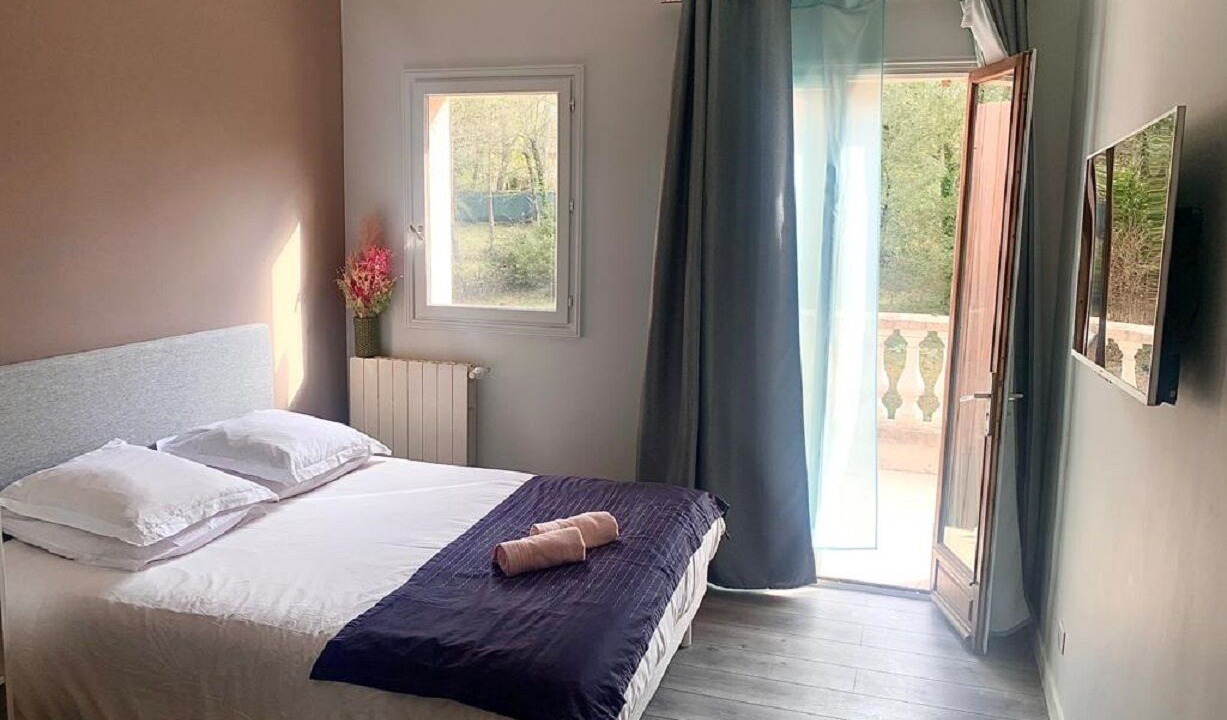 Photo of Bedroom in Valbonne