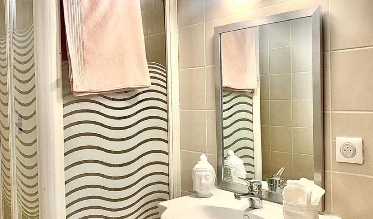 Photo of Bathroom in Valbonne