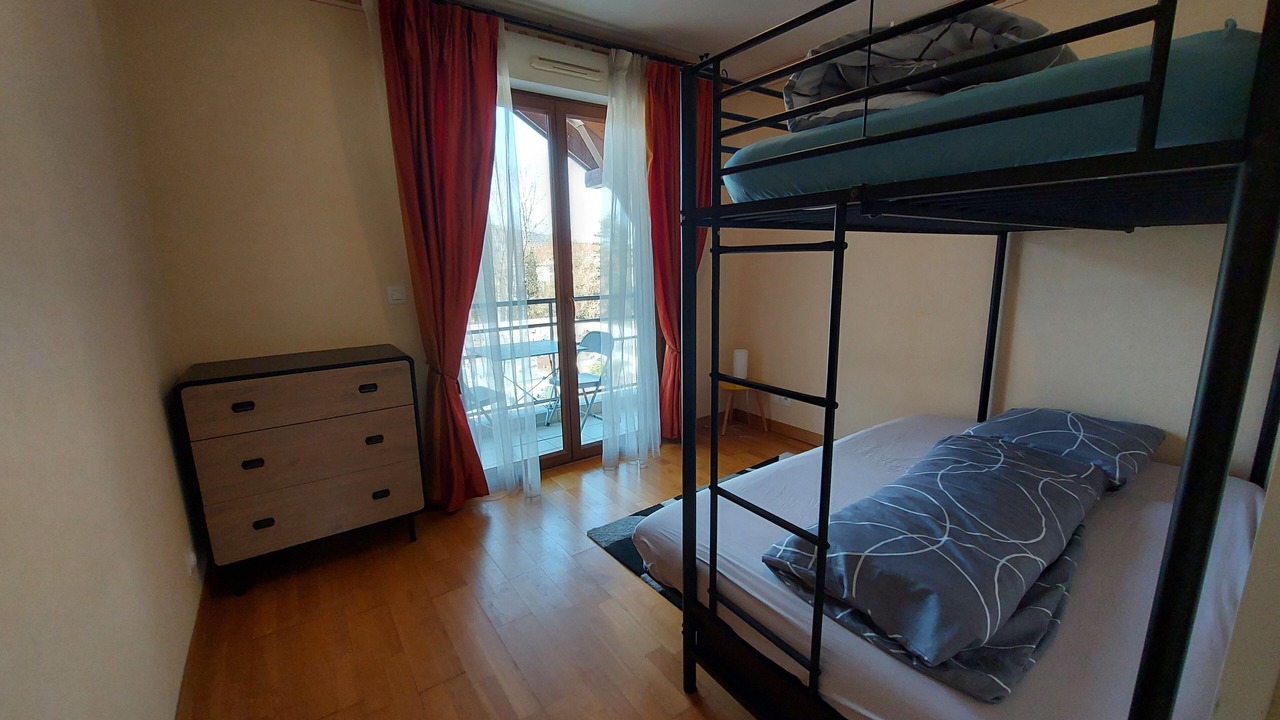 Photo of Bedroom in Saint-Jorioz
