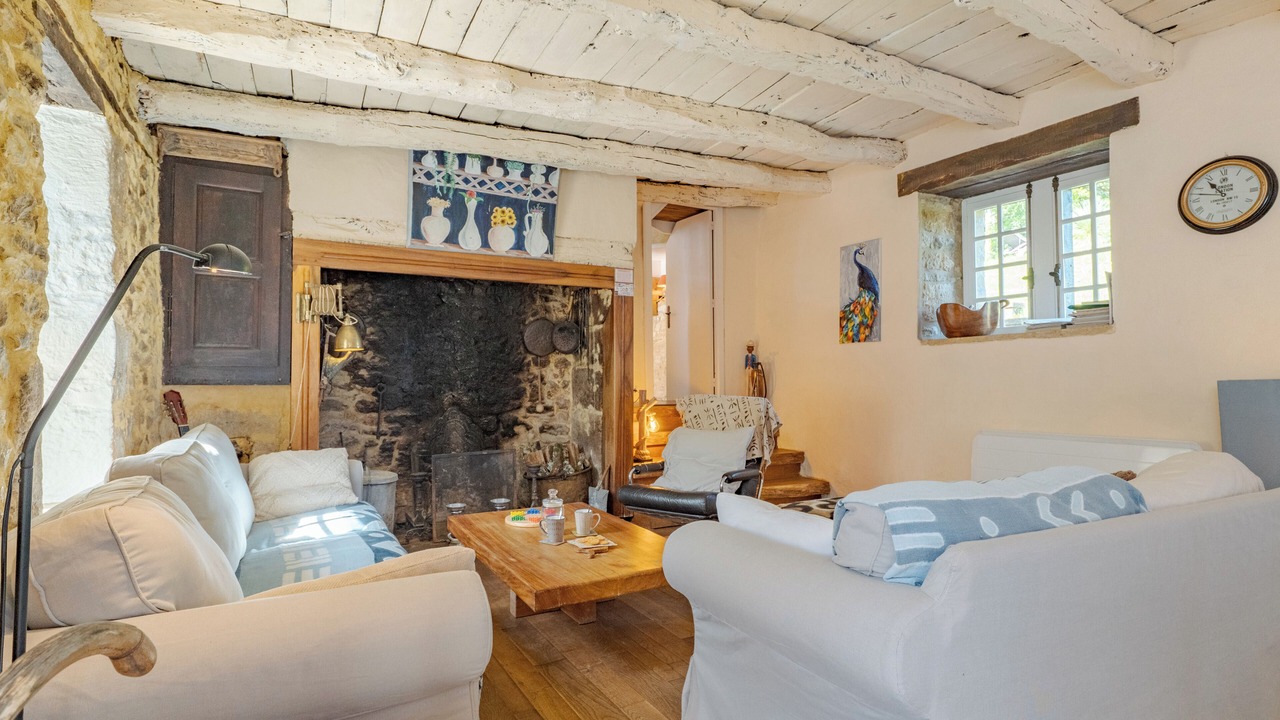 Photo of Livingroom in Saint-Pompont