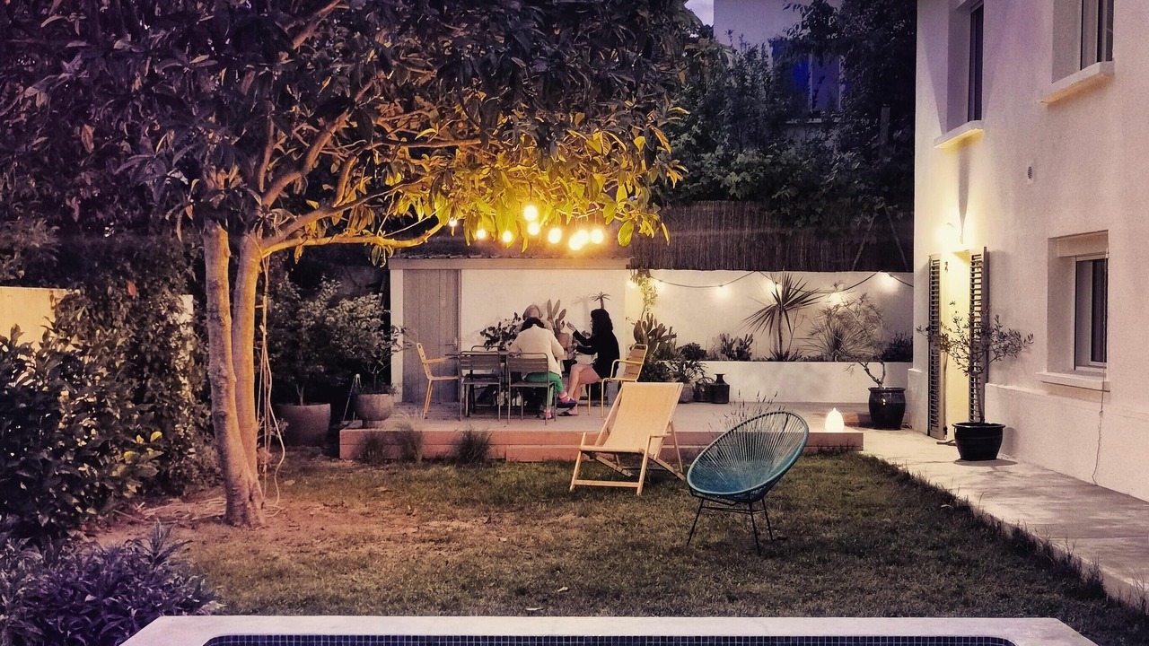 Photo of Outdoor in Beaux Arts-Boutonnet