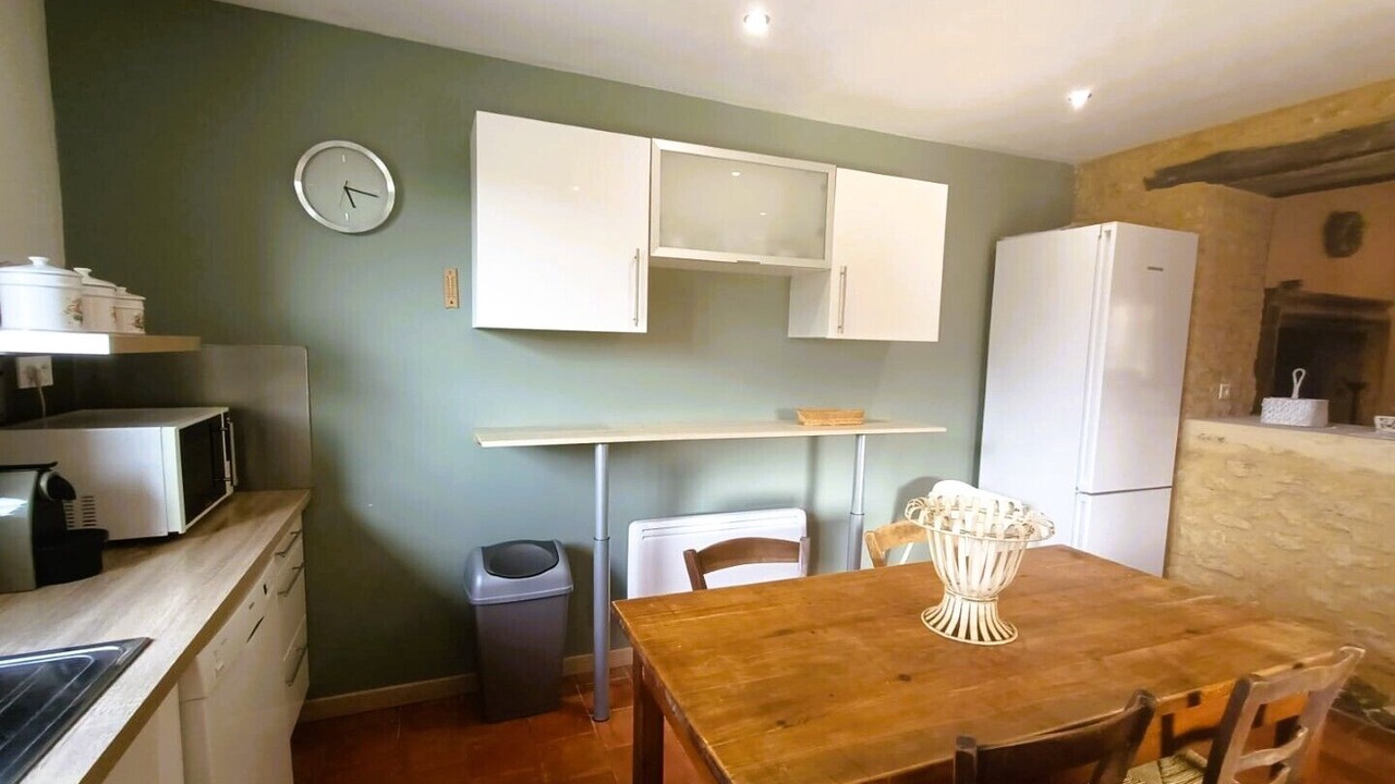 Photo of Kitchen in Saint-Amand-de-Coly